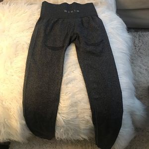 NVGTN Black Contour Leggings